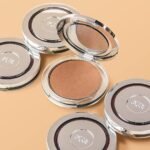 PÜR MINERALS Glow Illuminating Bronzer Skin Perfecting Powder - Image 5