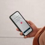 Lingo Continuous Glucose Monitor (CGM) & App (Pack of 2). Made by Abbott. Know the impact of what you eat. 1 Lingo biosensor lasts up to 14 Days*. Works with iOS and Android. US Only. - Image 6