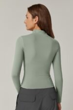 QINSEN Women's Full Zip Athletic Jacket Long Sleeve Double Lined Cropped Active Yoga Tops - Image 3