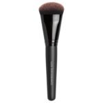 bareMinerals Luxe Performance Brush, Fair Ivory 02, 0.21 oz. - Image 2